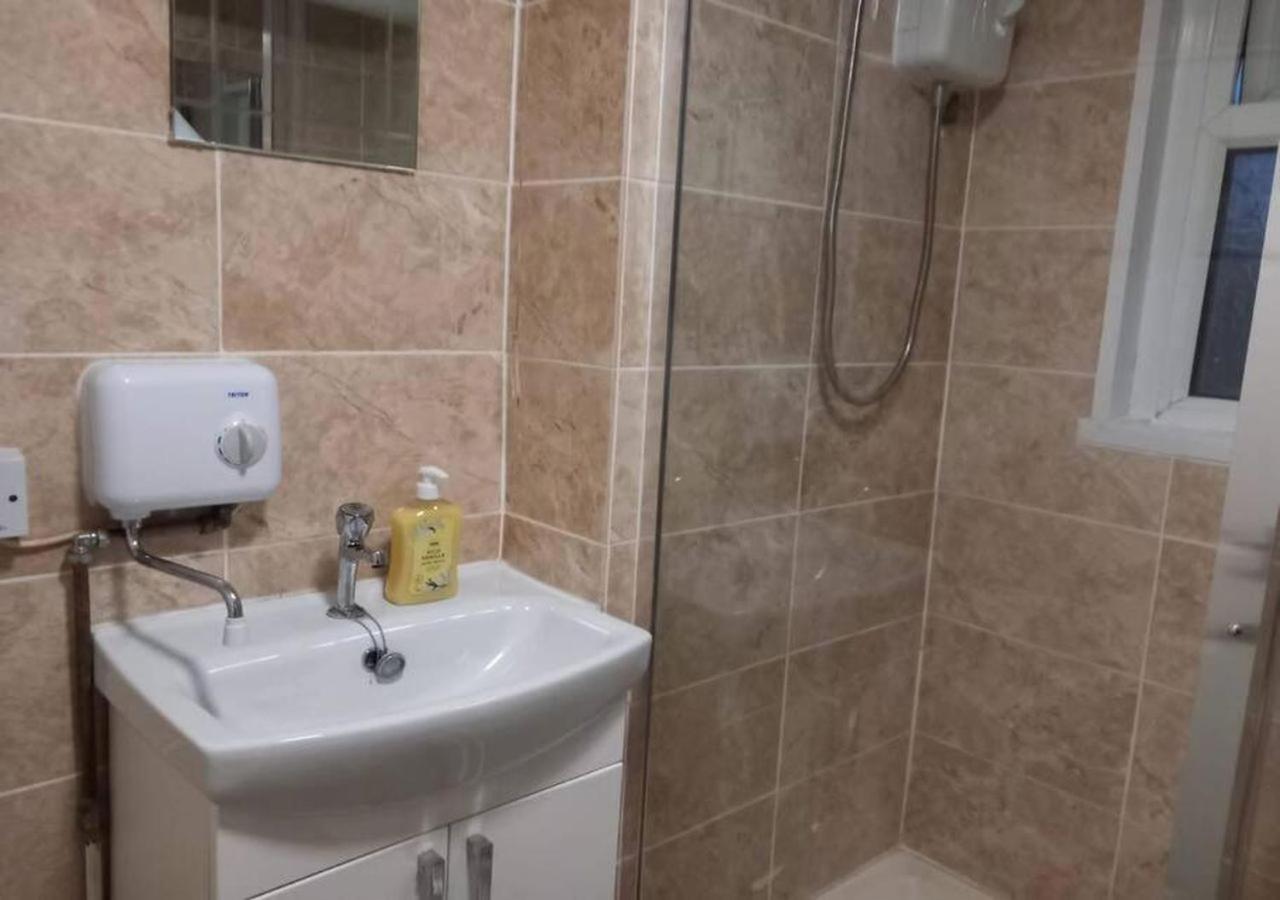 Cosy 2 Bedroom Flat Apartment