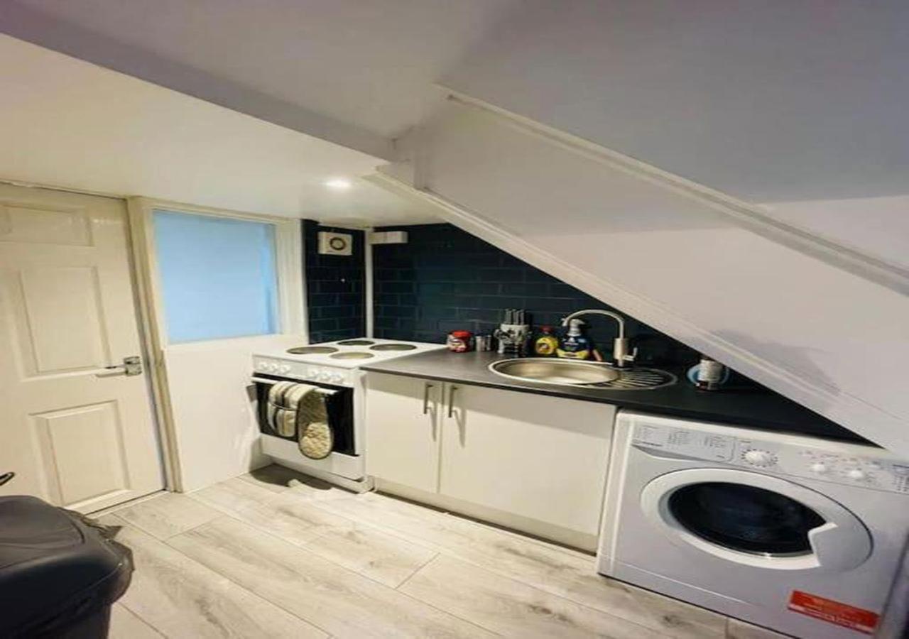 Cosy 2 Bedroom Flat